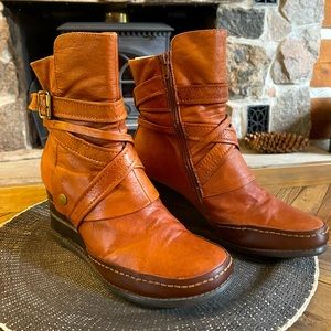 Leather Miz Mooz Beverley Wedge Boots in Cognac size 8.5